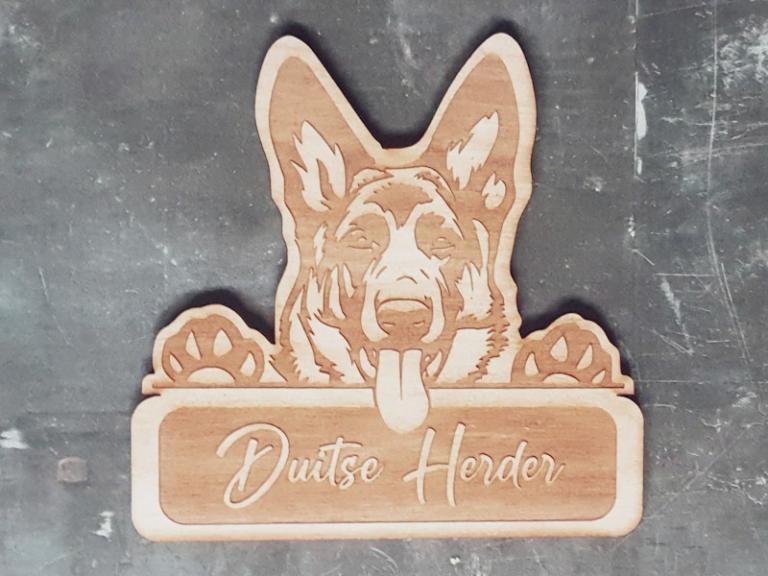 Houten Duitse Herder met naam