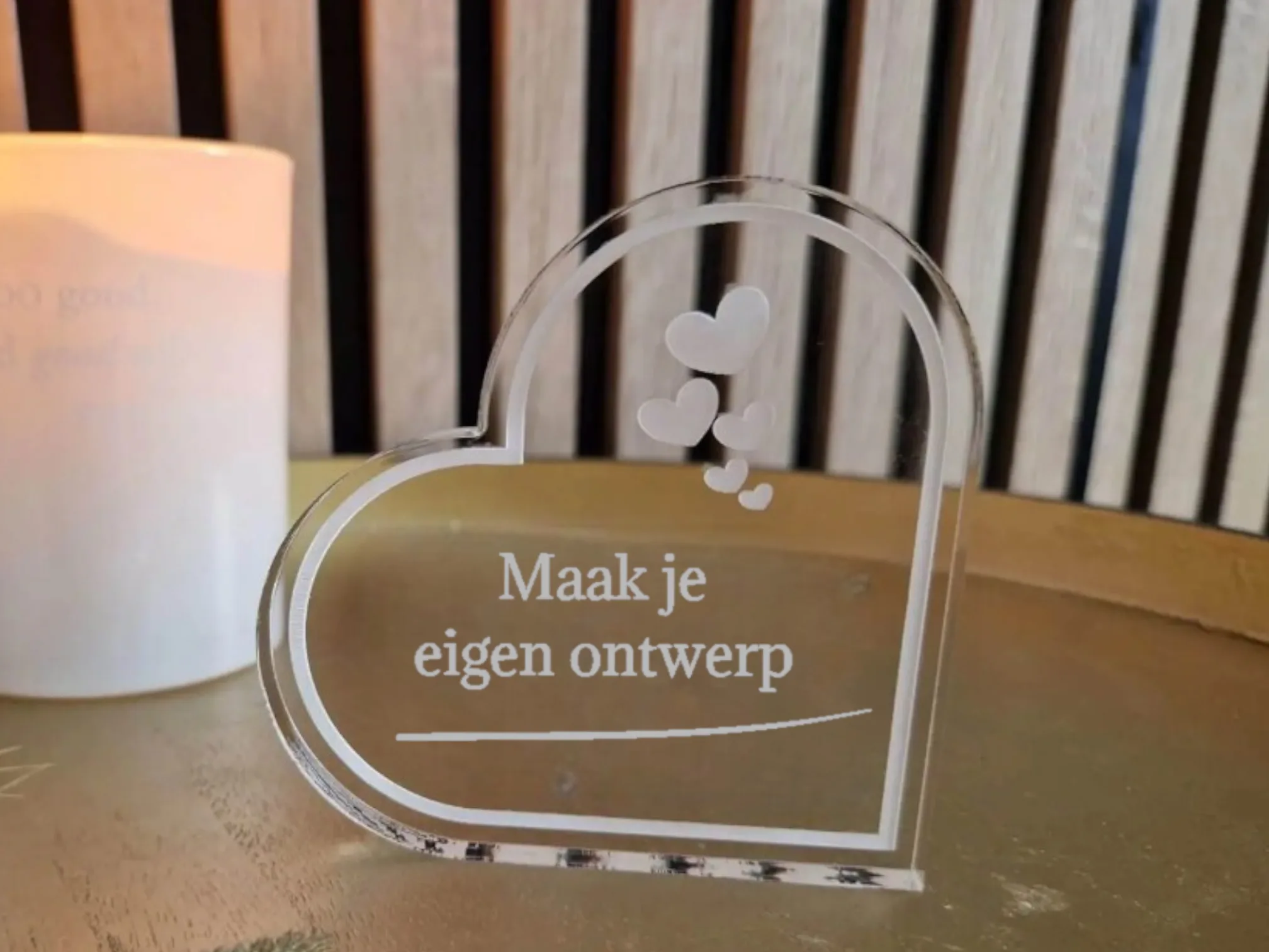 plexiglas hartje eigen ontwerp-Photoroom
