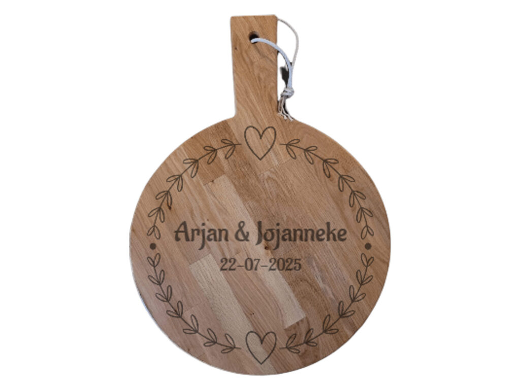 Borrelplank rond XL – Liefdes ring