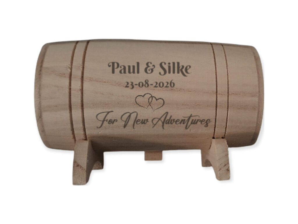 Houten wijnvat spaarpot – For new adventures