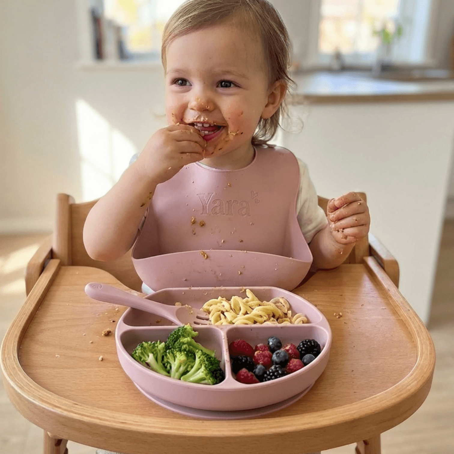 yara kinderservies-Photoroom