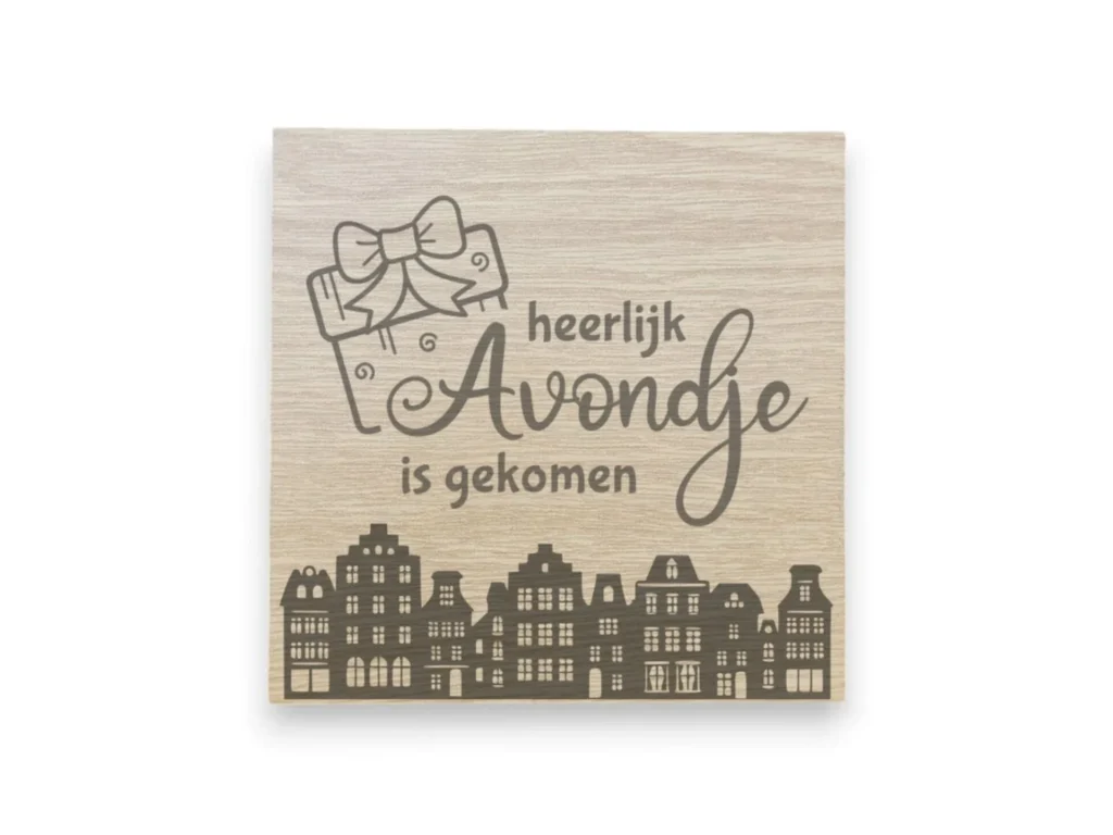 Houten kaartje eikenfineer – 't Heerlijk avondje op witte achtergrond